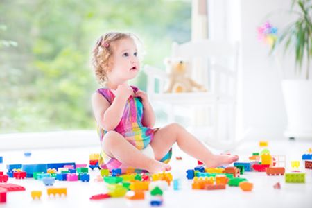 apprendre à son enfant à ranger ses jouets au fur et à mesure