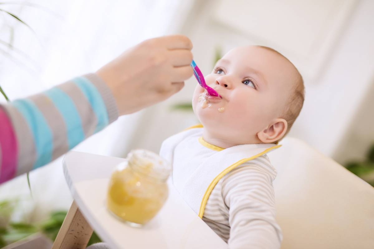 Comment faire découvrir toutes les saveurs à votre bébé ?