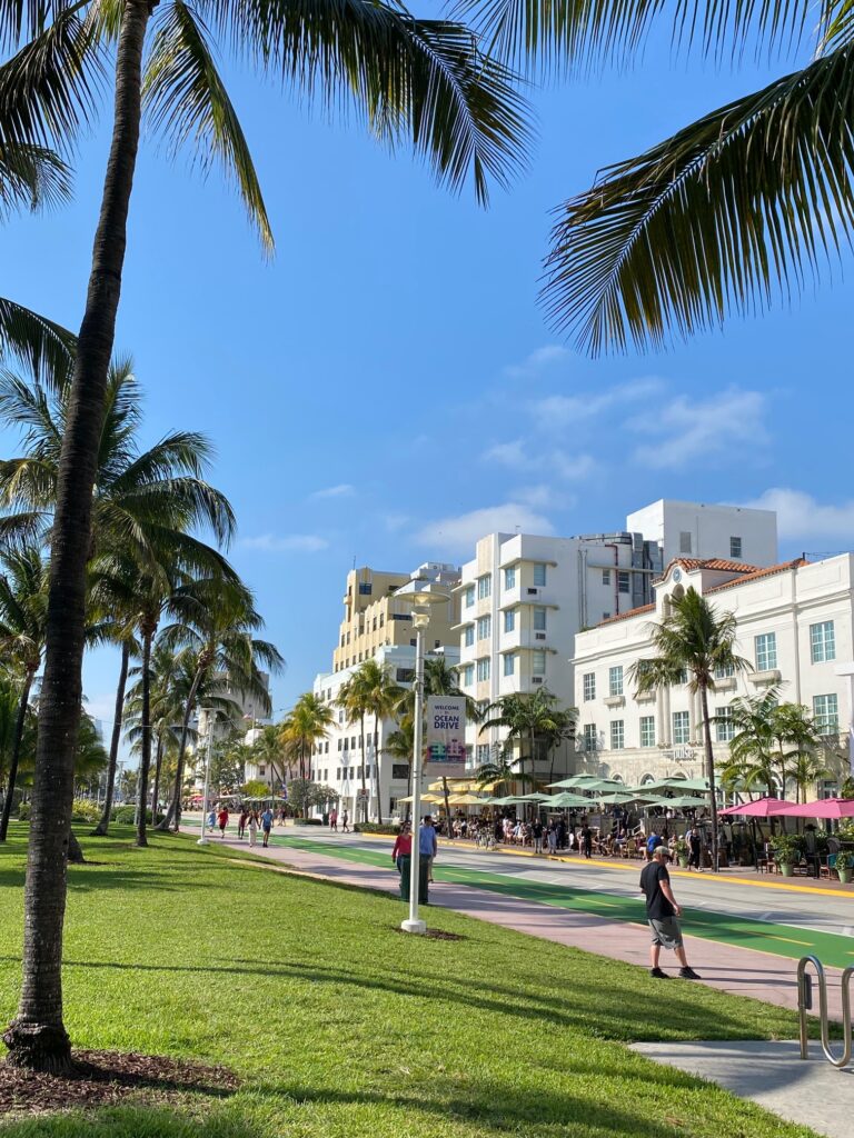Miami beach - ocean drive