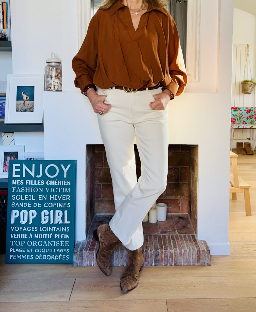 pantalon crème - look Femmes Débordées