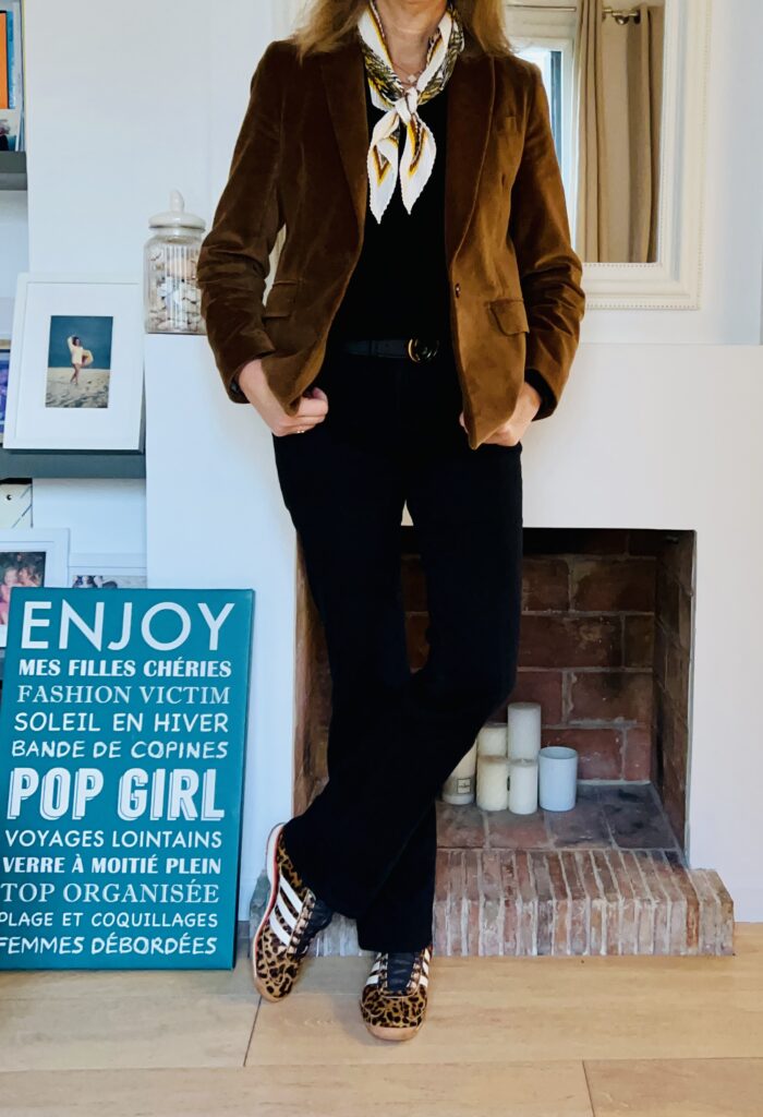 Camel - Look Femmes Débordées