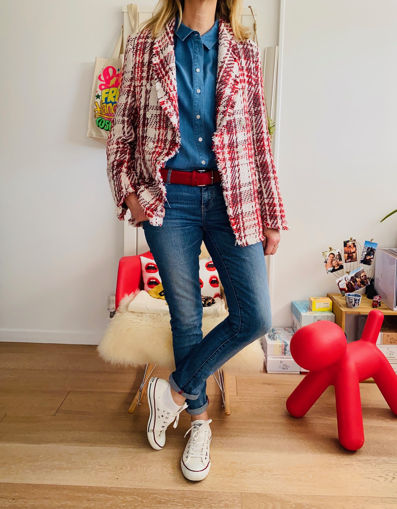 Blazer, denim et converse - Look Femmes Débordées