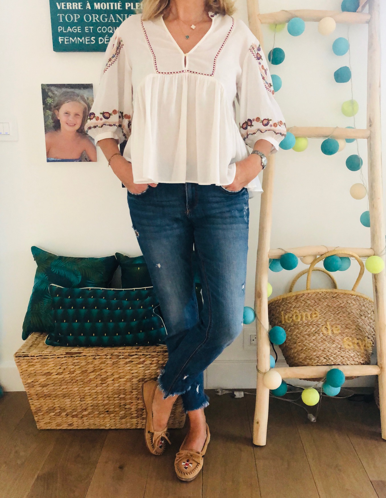 Blouse bohème et mocassins indiens - look Femmes Débordées