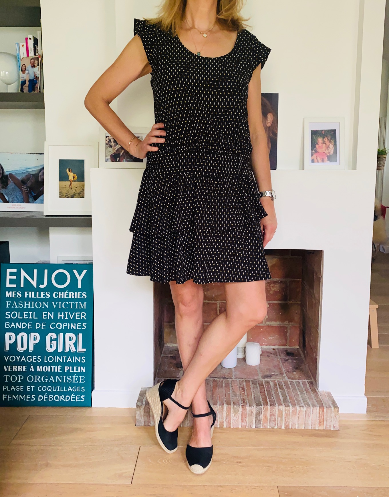 Robe et espadrilles compensées - look Femmes Débordées