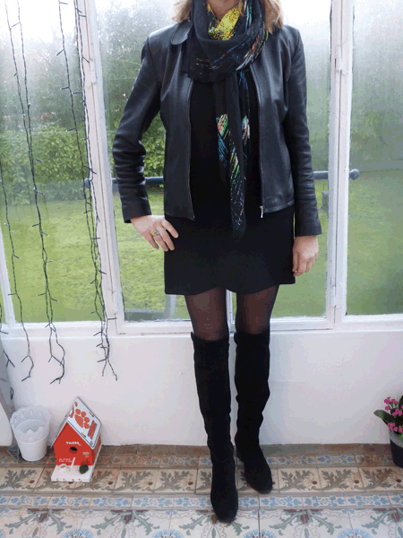 petite robe noire et veste en cuir