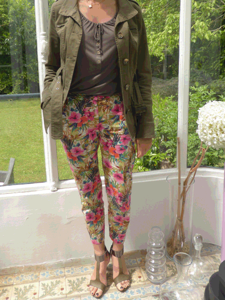 pantalon fleurs tropicales